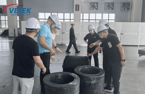 Veteksemicon의 탄소섬유 제품 공장 방문을 환영합니다.