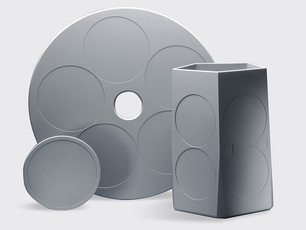 CVD-SiC의 박막 코팅에서 벌크 소재로의 진화